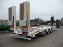 Remorque Porte Engins Double Rampes Trois Essieux Centraux